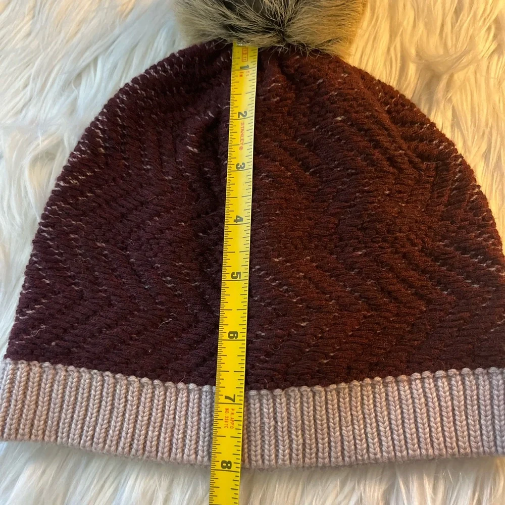 New UGG lightweight, cabin core, winter cozy, stocking hat